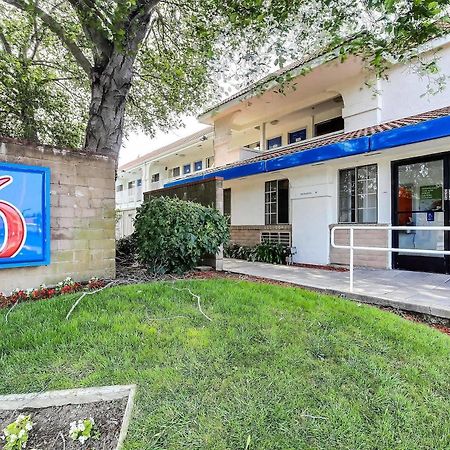Motel 6-Pinole, Ca Buitenkant foto